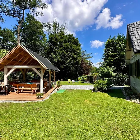 Ustronne Chatki - Ostoja Nad Potokiem Chalet